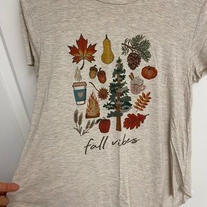 Grace and lace fall vibes tee size small